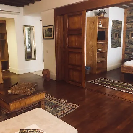 El Vino & Отель