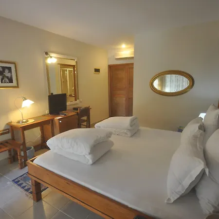 Hotel El Vino &