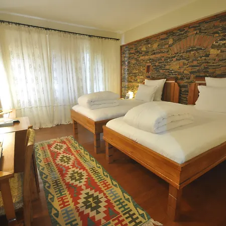 艾莉维诺套房酒店