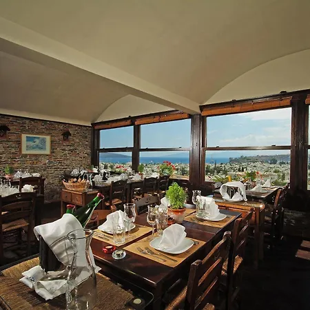 El Vino & Hotel 4*