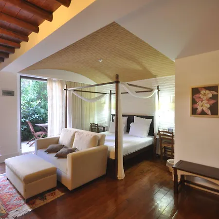 Hotel El Vino &